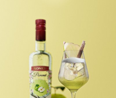 Pommè Spritz Base pomm_cocktail_base.jpg